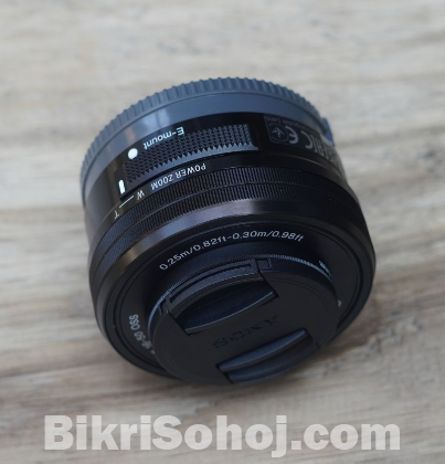 Sony 16-50mm kit lens
